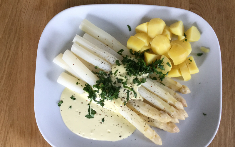 Knackiger Spargel mit würziger Vanillenote